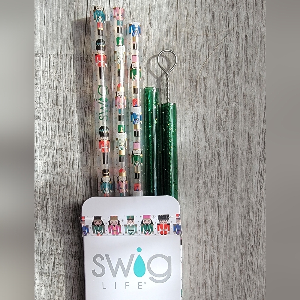 Swig Life Reusable Straw Set Classic Nutcrackers with Cleaning Brush